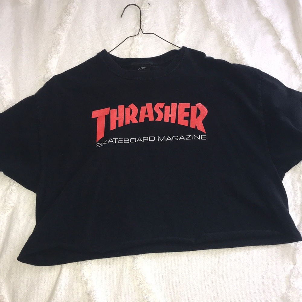 oversized cropped thrasher shirt